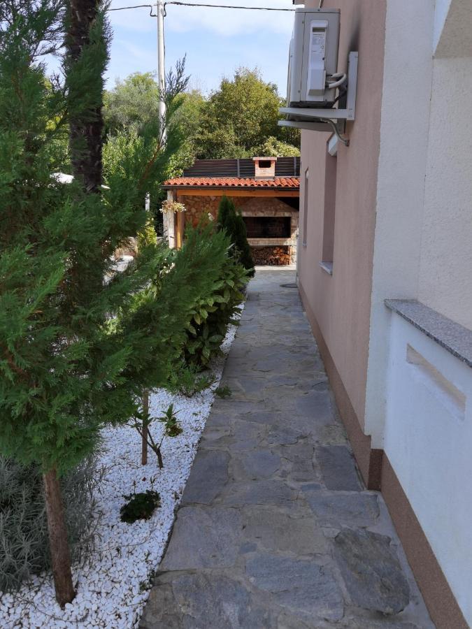Apartments Beciri Sveti Vid-Miholjice Exterior photo